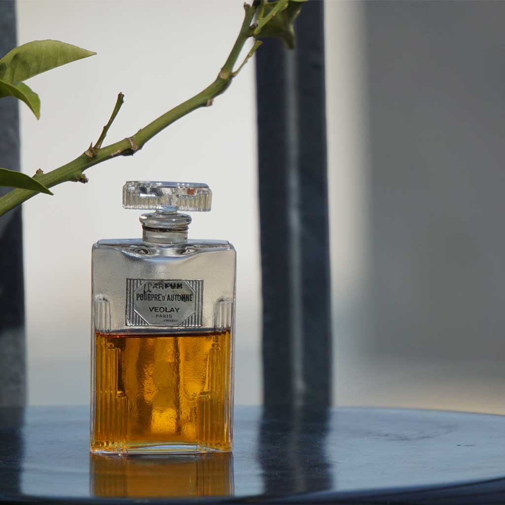 Flacon vintage de Pourpre d'Automne de VIOLET