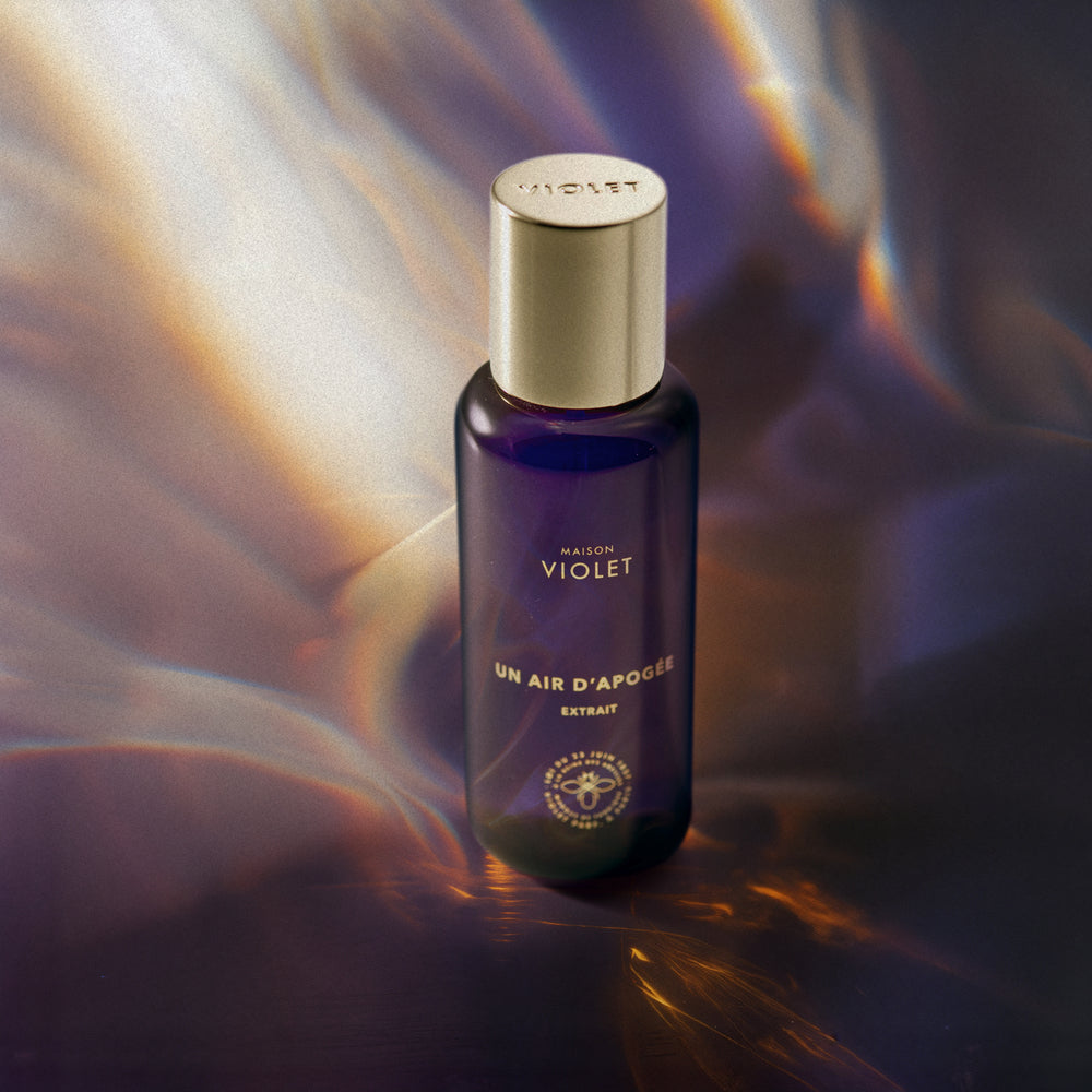 UN AIR D'APOGÉE EXTRAIT | MAISON VIOLET