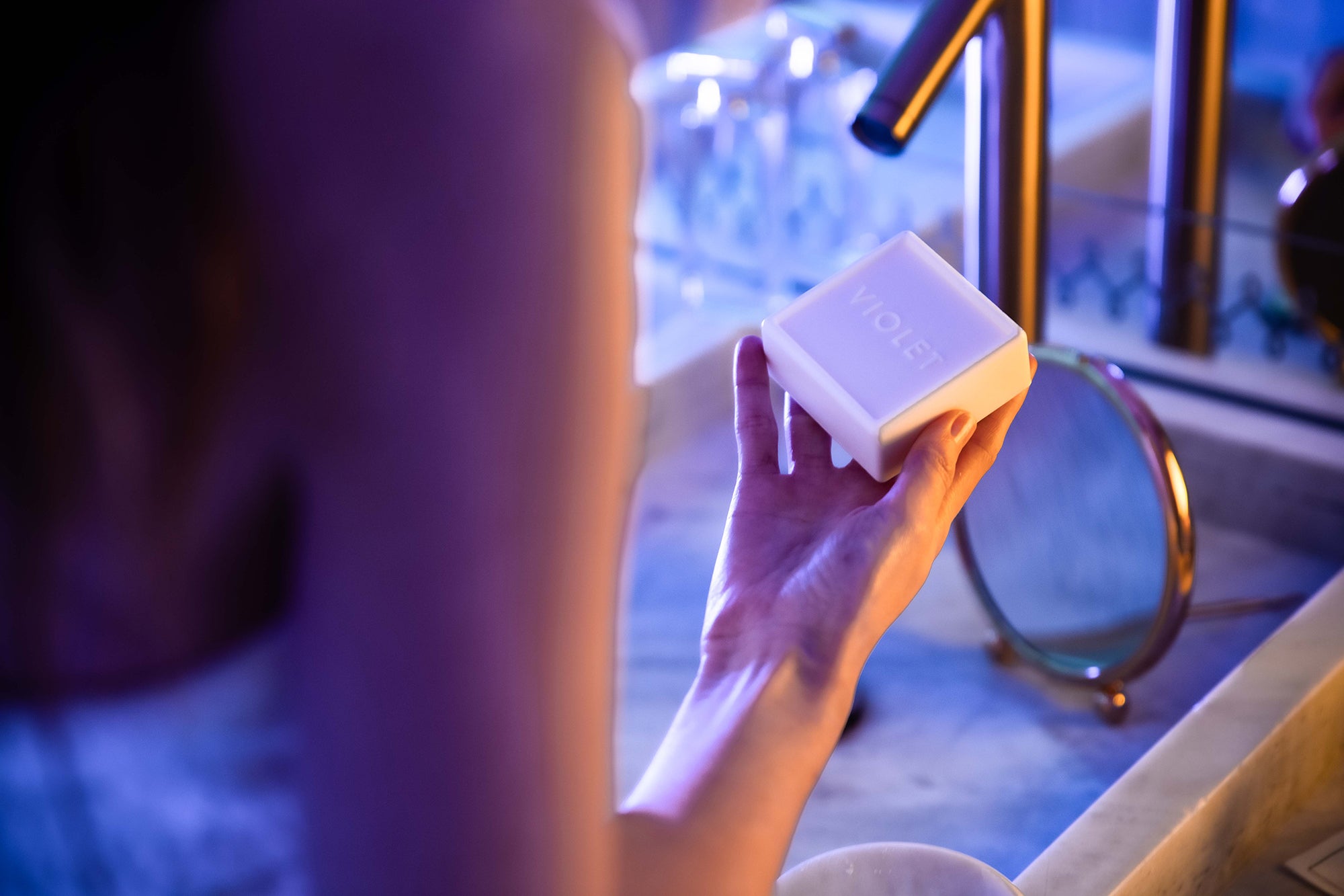 Le savon solide Nuée Bleue de Maison VIOLET